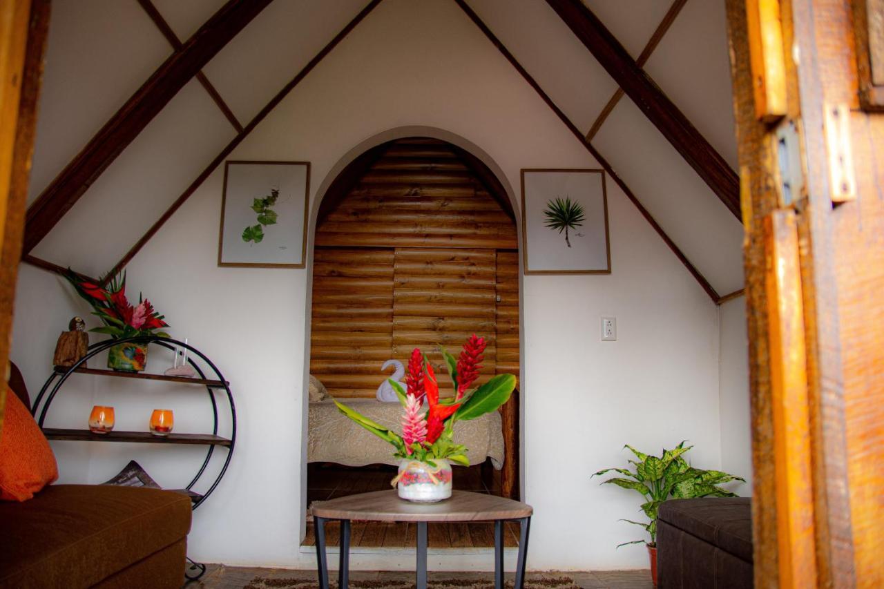 Pacuare Mountain Lodge Tres Equis Eksteriør billede