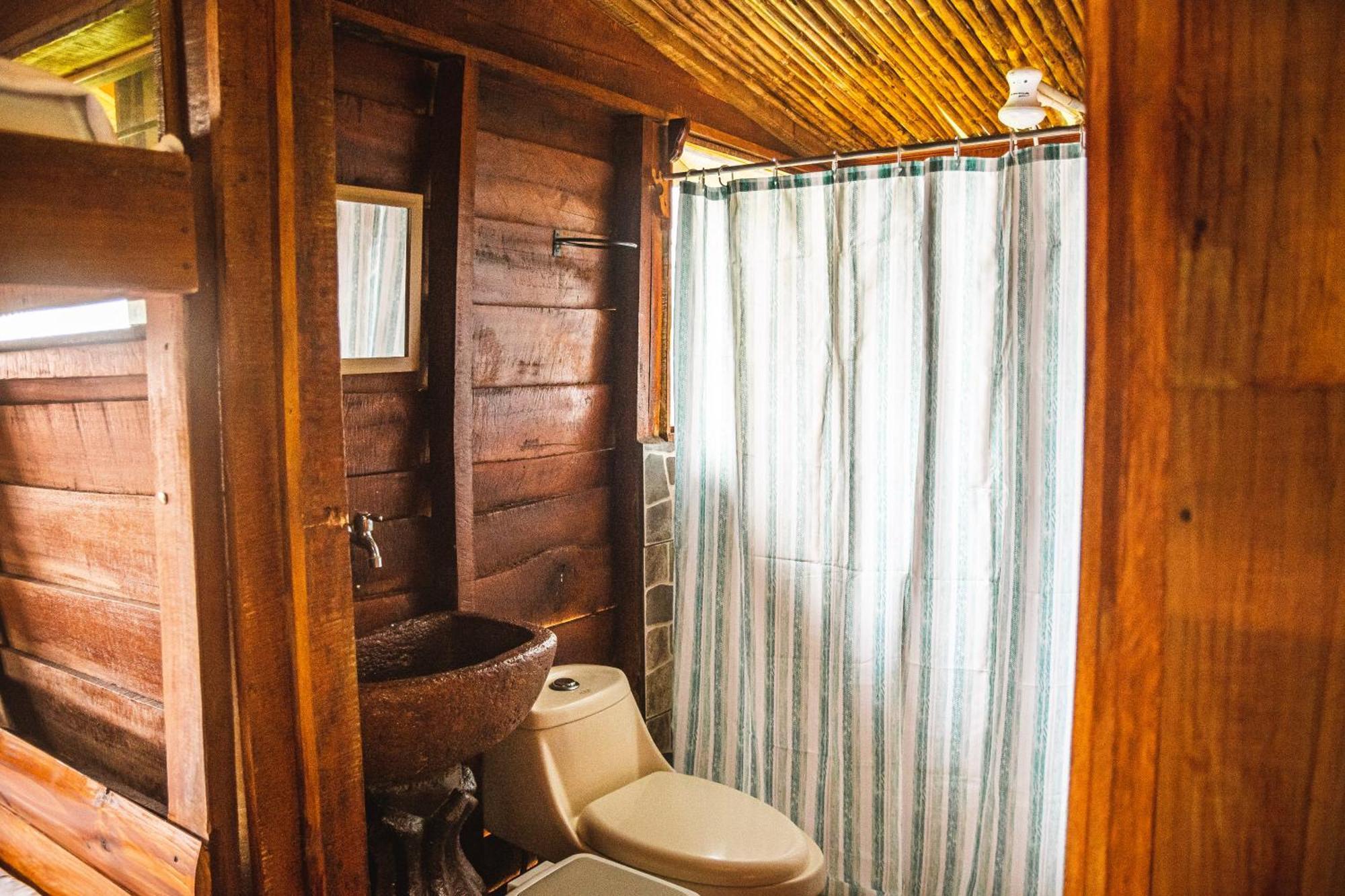Pacuare Mountain Lodge Tres Equis Eksteriør billede